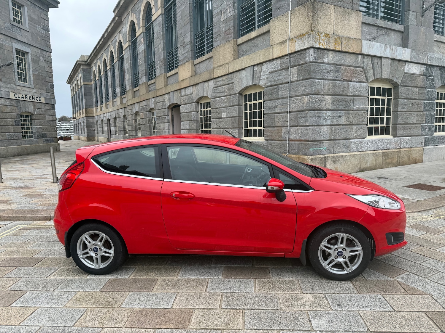 Used Ford Fiesta 2014 for sale - 76413400: Photo 2