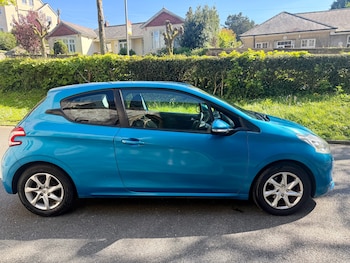 Used Peugeot 208 2013 for sale - 78379967: Photo