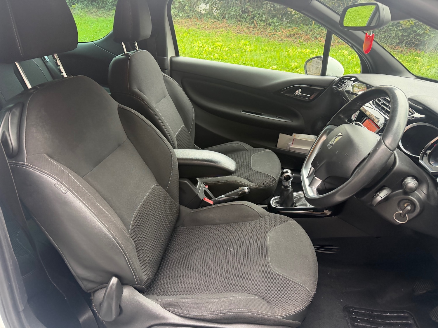 Used Citroen DS3 2011 for sale - 78133469: Photo 10