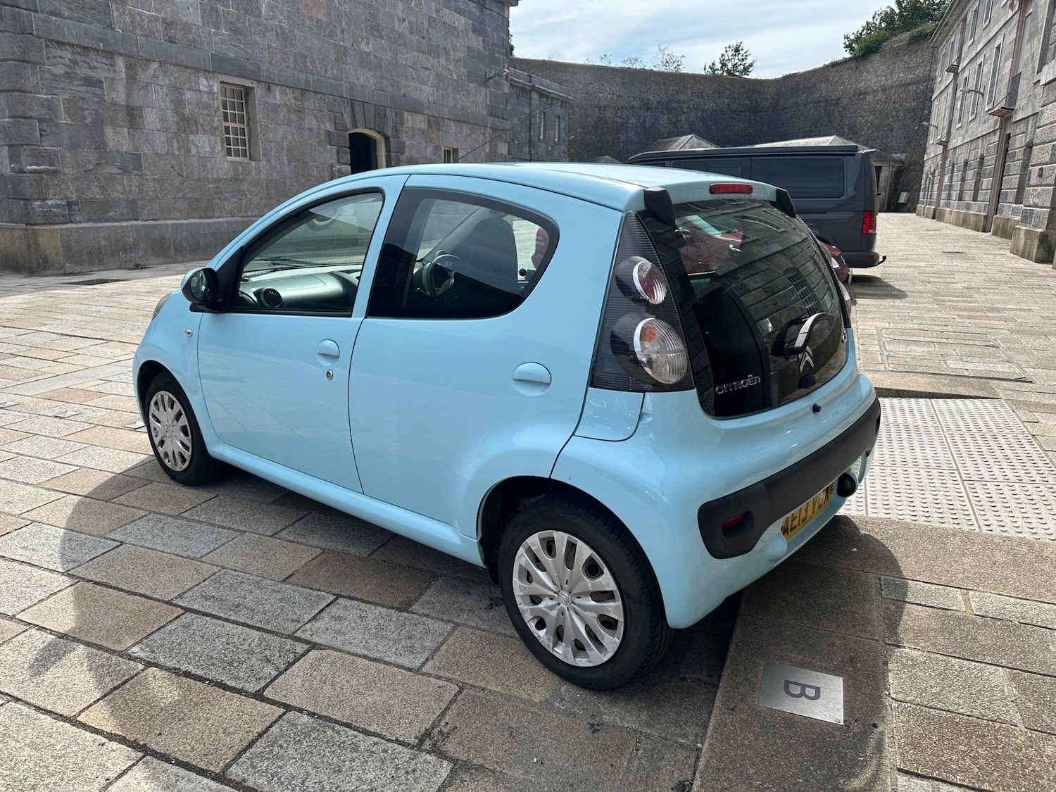 Vehicle 5