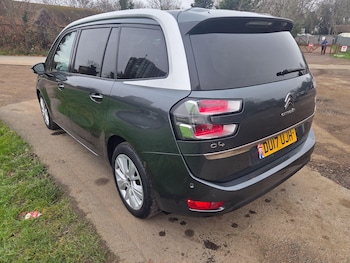 Used Citroen C4 Grand Picasso 2017 for sale - 76913910: Photo