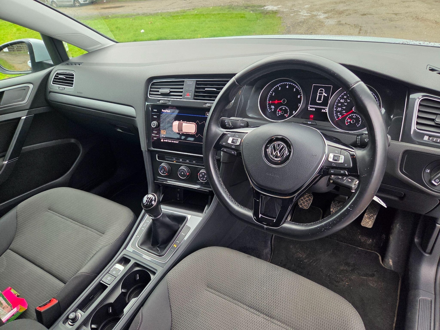 Used Volkswagen Golf 2017 for sale - 77290651: Photo 14