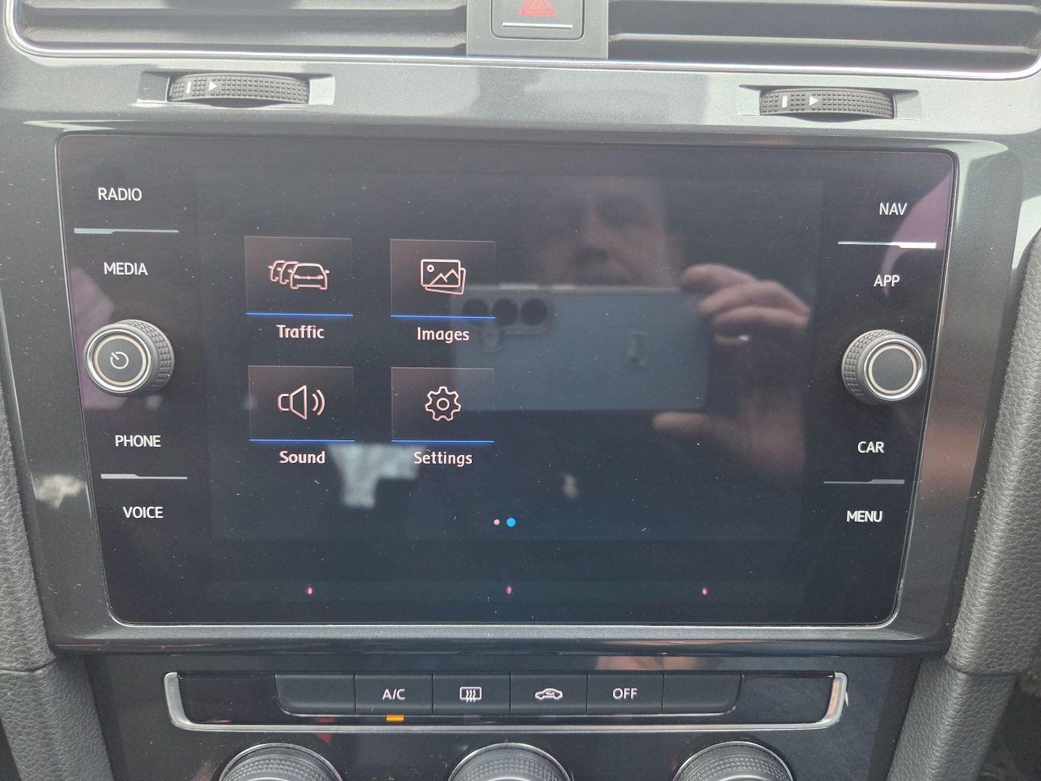 Used Volkswagen Golf 2017 for sale - 77290651: Photo 23