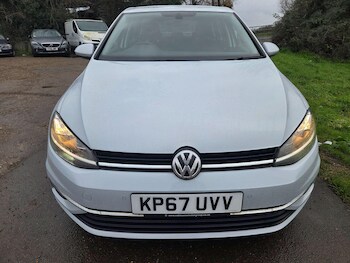 Used Volkswagen Golf 2017 for sale - 77290651: Photo