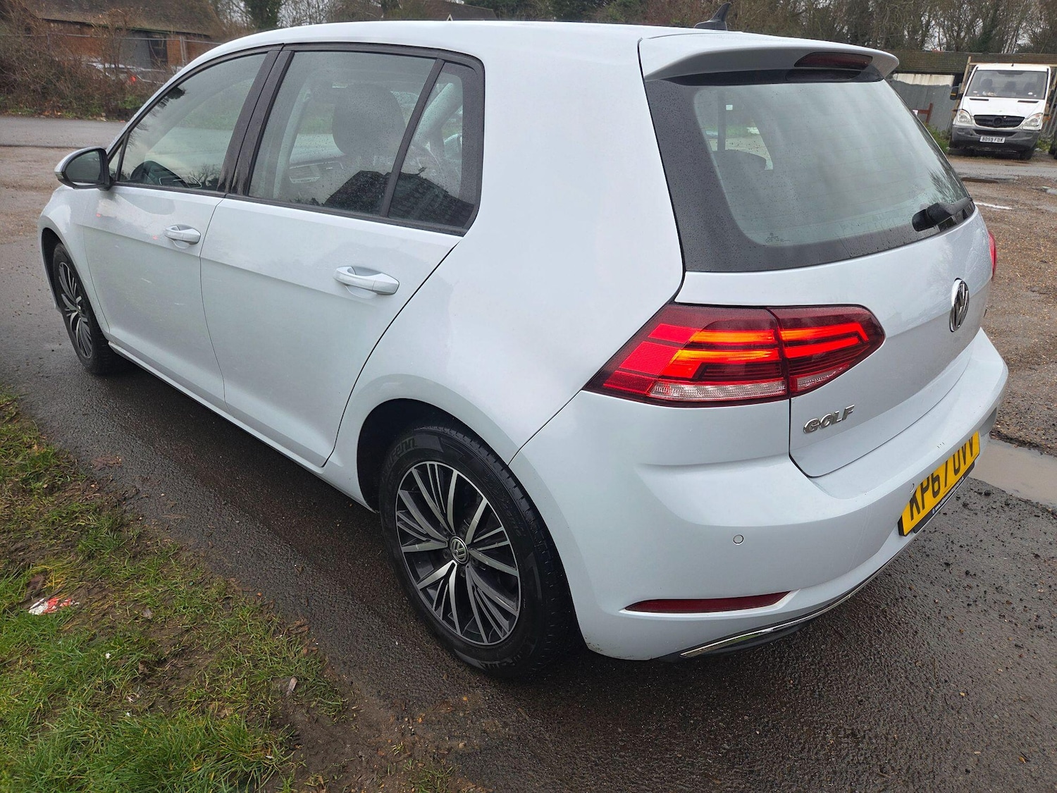 Used Volkswagen Golf 2017 for sale - 77290651: Photo 4