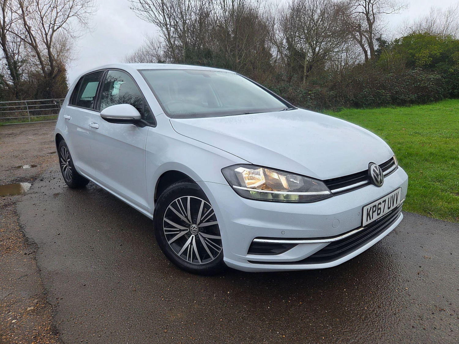 Used Volkswagen Golf 2017 for sale - 77290651: Photo 8