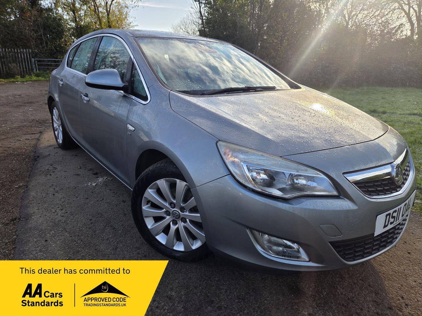 Used Vauxhall Astra 2011 for sale - 76714630: Photo 1