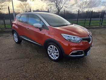 Used Renault Captur 2016 for sale - 77215688: Photo
