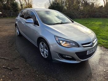Vauxhall Astra feature image