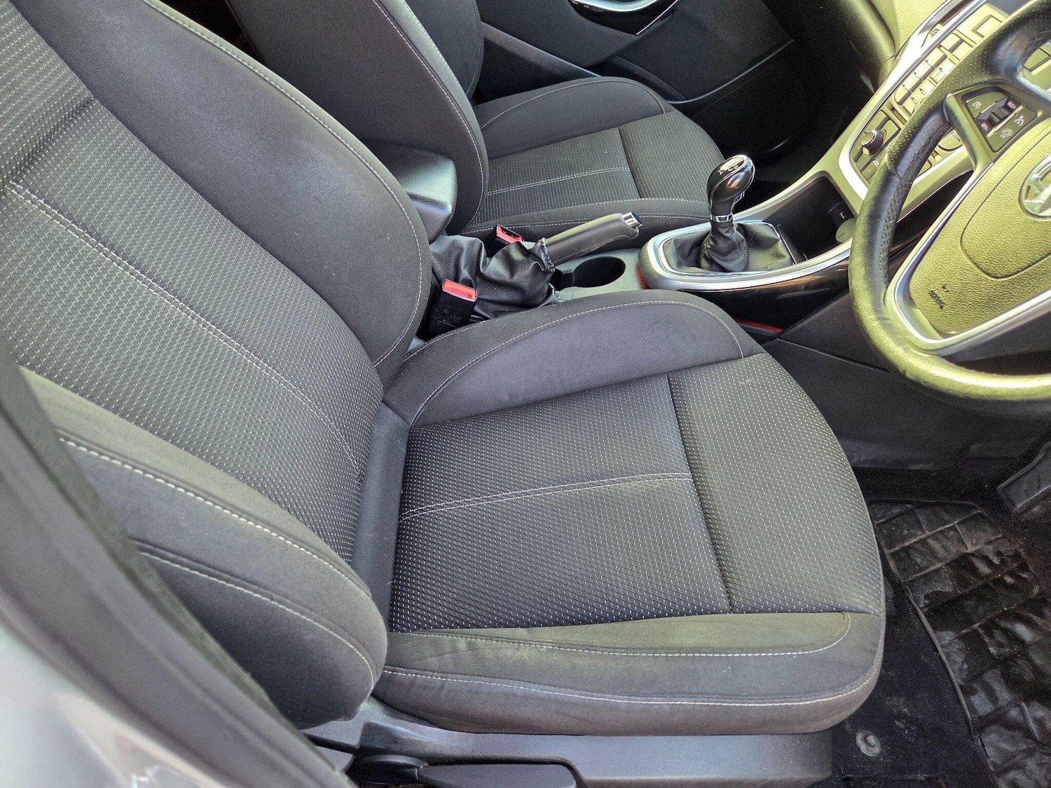 Used Vauxhall Astra 2014 for sale - 76942647: Photo 9