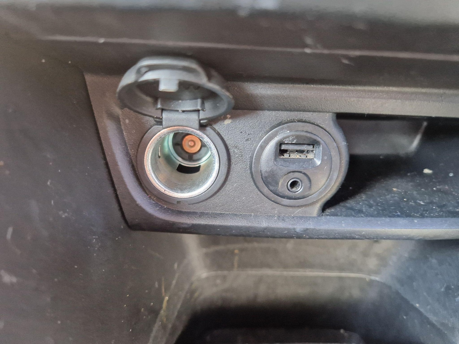 Used Peugeot 208 2015 for sale - 76645657: Photo 20