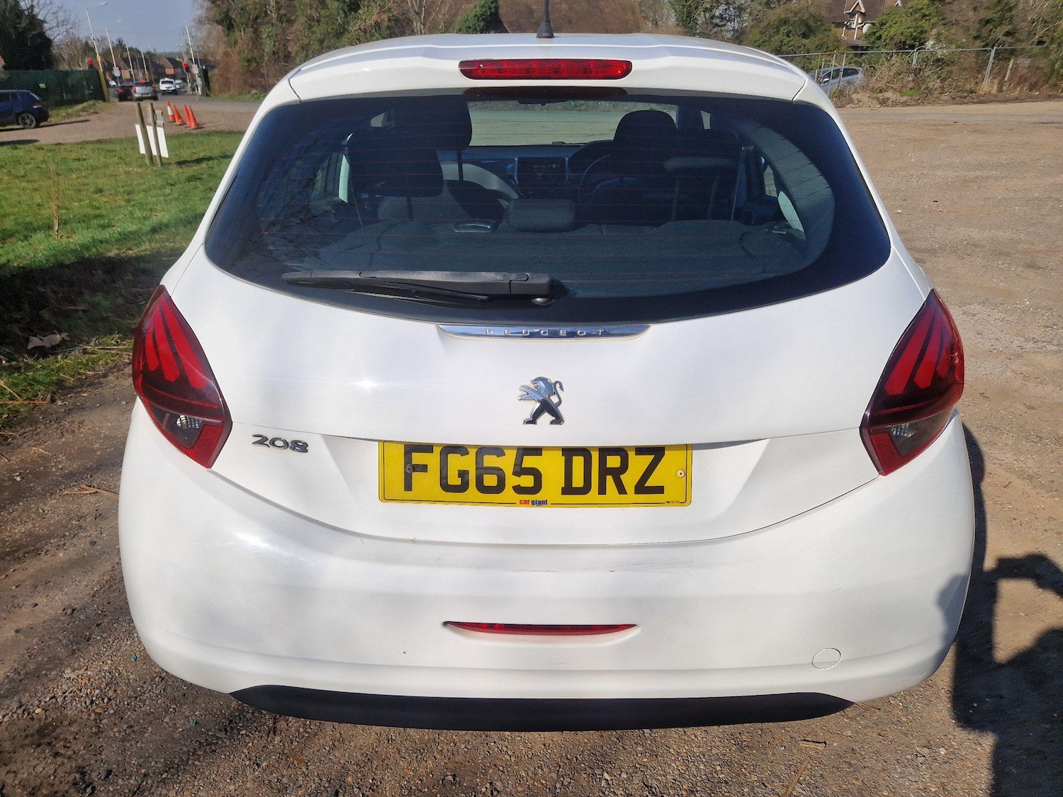 Used Peugeot 208 2015 for sale - 76645657: Photo 6