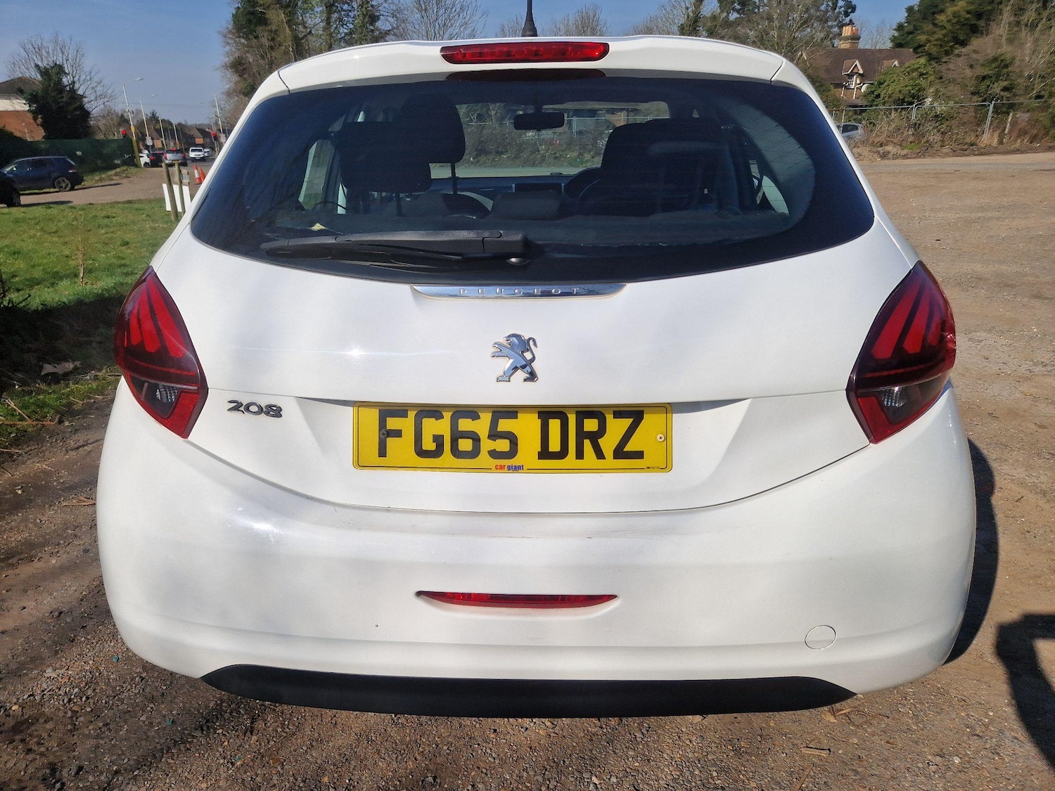 Used Peugeot 208 2015 for sale - 76645657: Photo 8