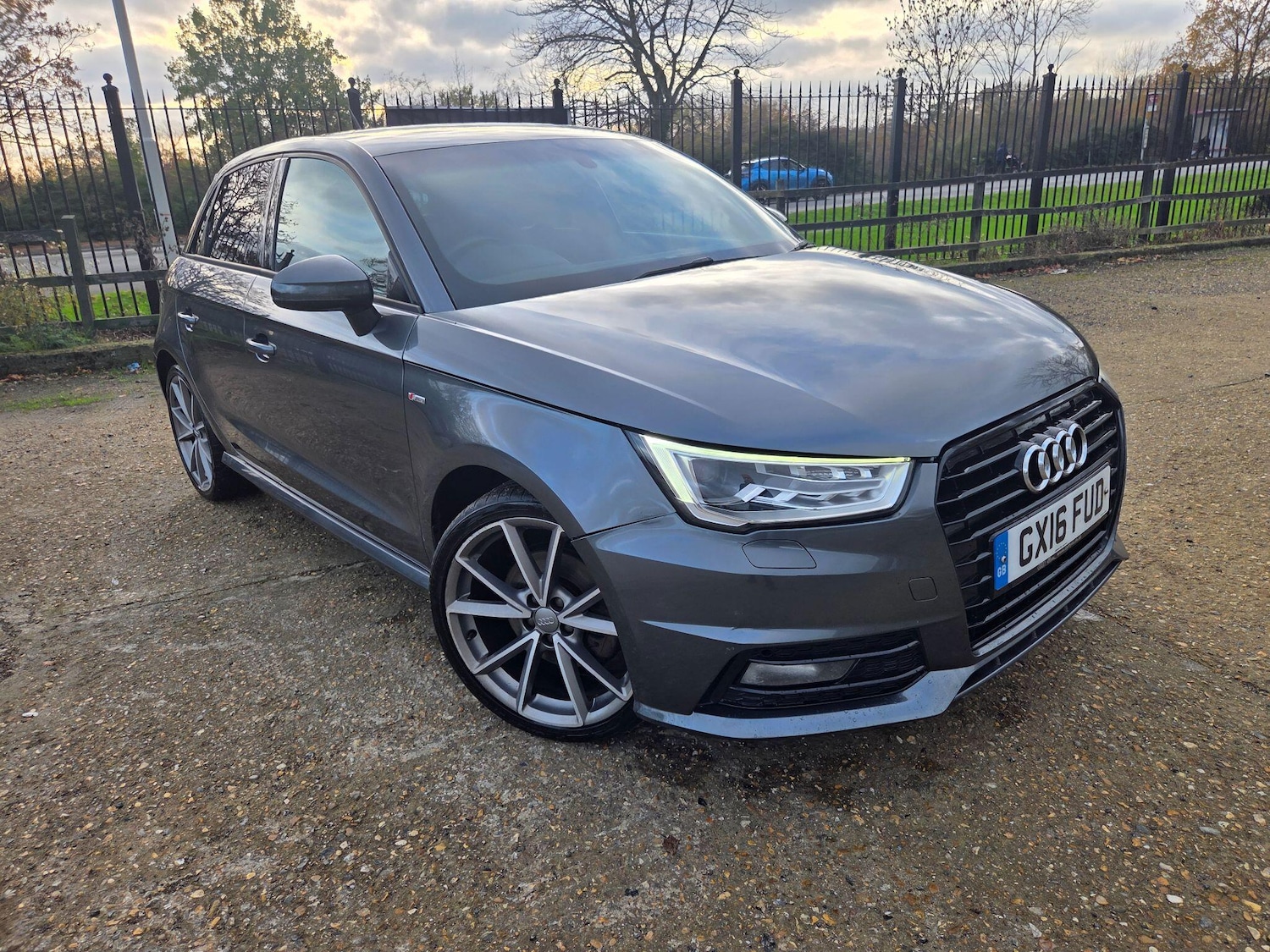 Used Audi A1 for sale - 76996754: Photo 2