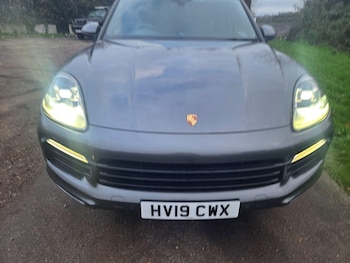 Used Porsche Cayenne 2019 for sale - 76913499: Photo