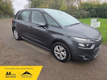 Used Citroen C4 Picasso 2015 for sale - 76295151: Photo