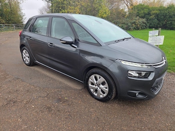Used Citroen C4 Picasso 2015 for sale - 76295151: Photo