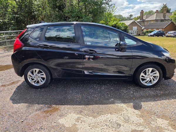 Used Honda Jazz 2018 for sale - 75311482: Photo 11