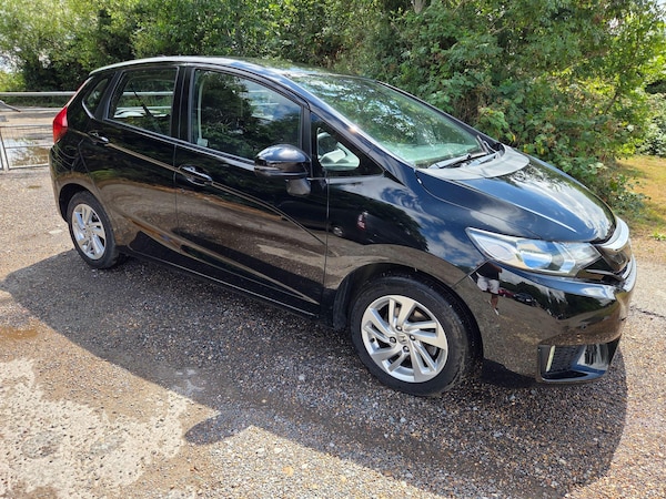 Used Honda Jazz 2018 for sale - 75311482: Photo 2