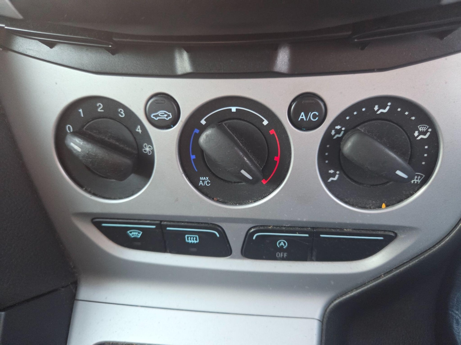 Used Ford Focus 2013 for sale - 77015304: Photo 16