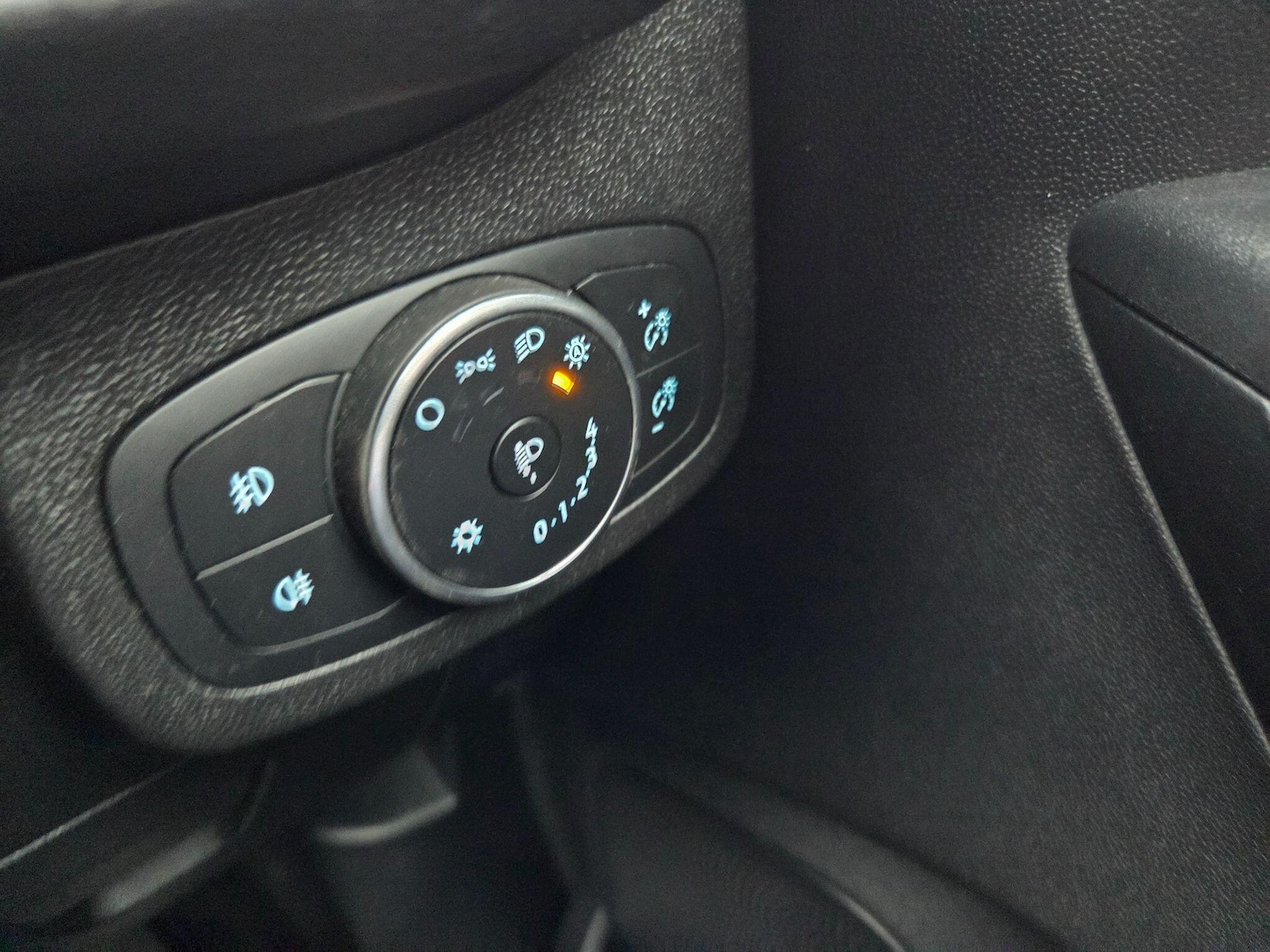 Used Ford Fiesta 2018 for sale - 76424724: Photo 13