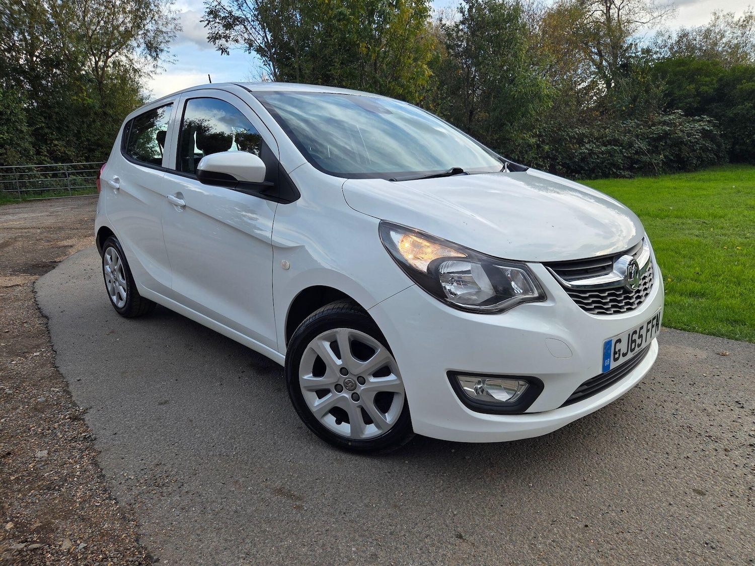 Used Vauxhall Viva 2015 for sale - 76348761: Photo 4