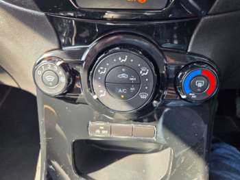 Used Ford Fiesta 2016 for sale - 74725498: Photo