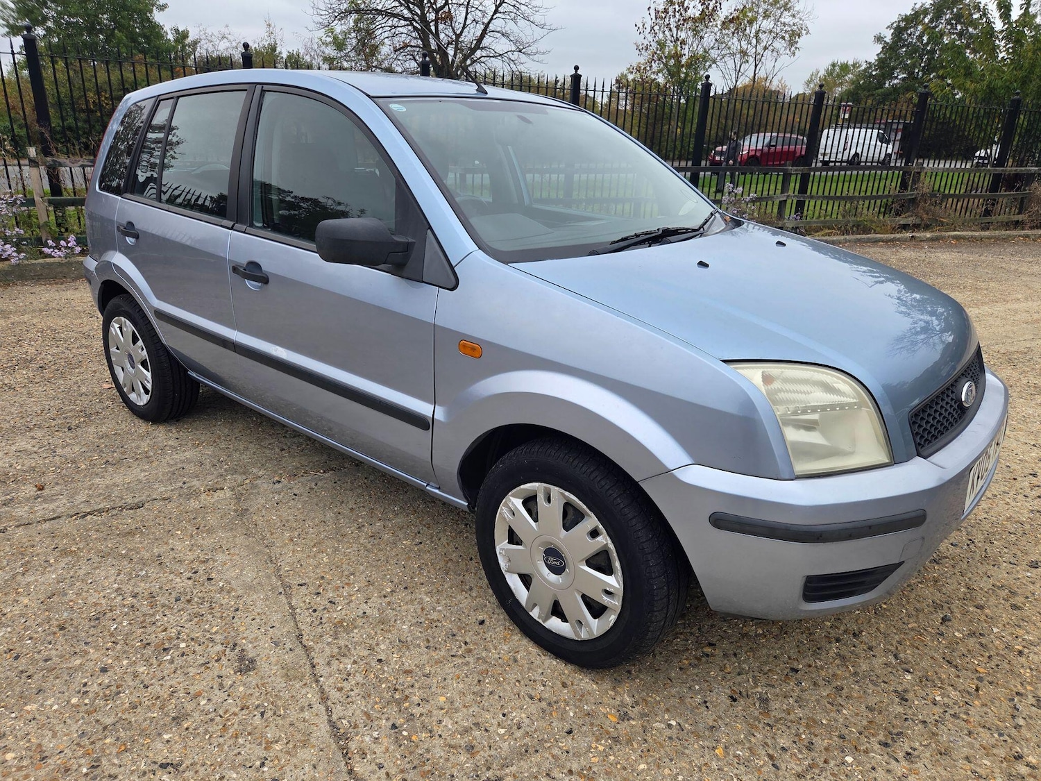 Used Ford Fusion 2005 for sale - 76294757: Photo 1