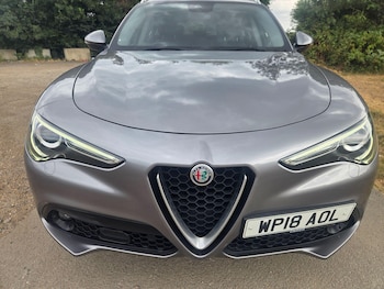 Used Alfa Romeo Stelvio 2018 for sale - 79589408: Photo