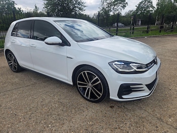 Used Volkswagen Golf 2019 for sale - 79589938: Photo
