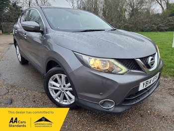 Used Nissan Qashqai 2014 for sale - 77400889: Photo