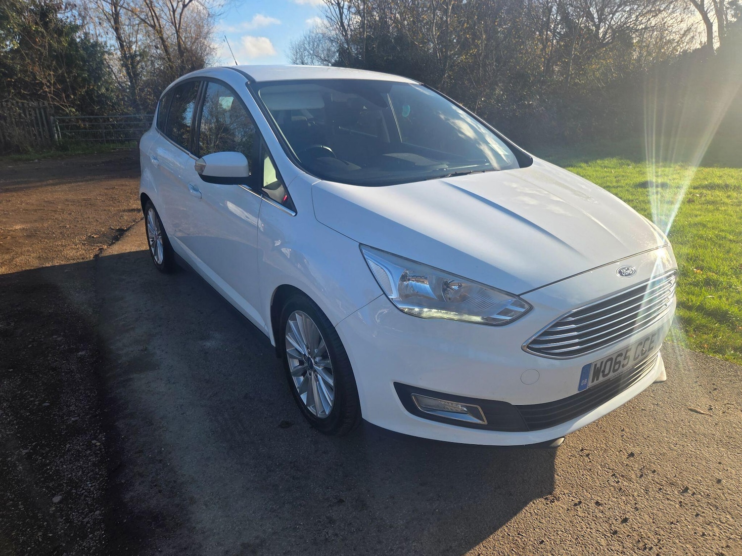 Used Ford C-Max 2016 for sale - 76898535: Photo 2