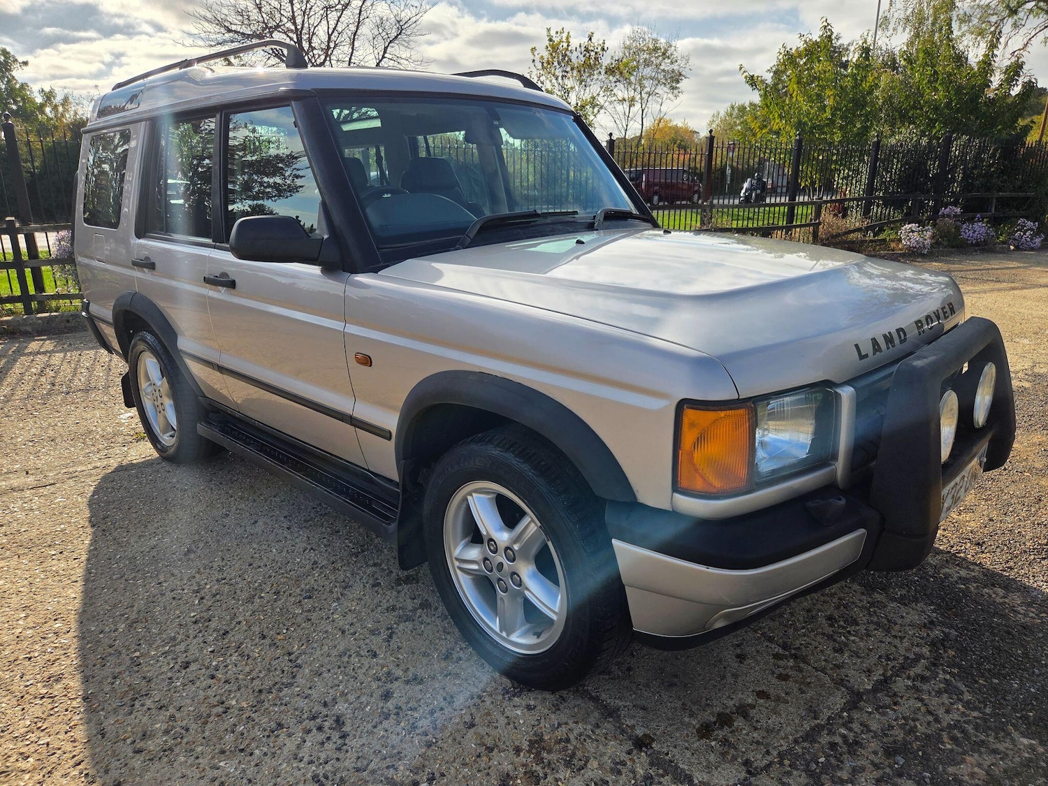 Used Land Rover Discovery 2001 for sale - 76572409: Photo 2