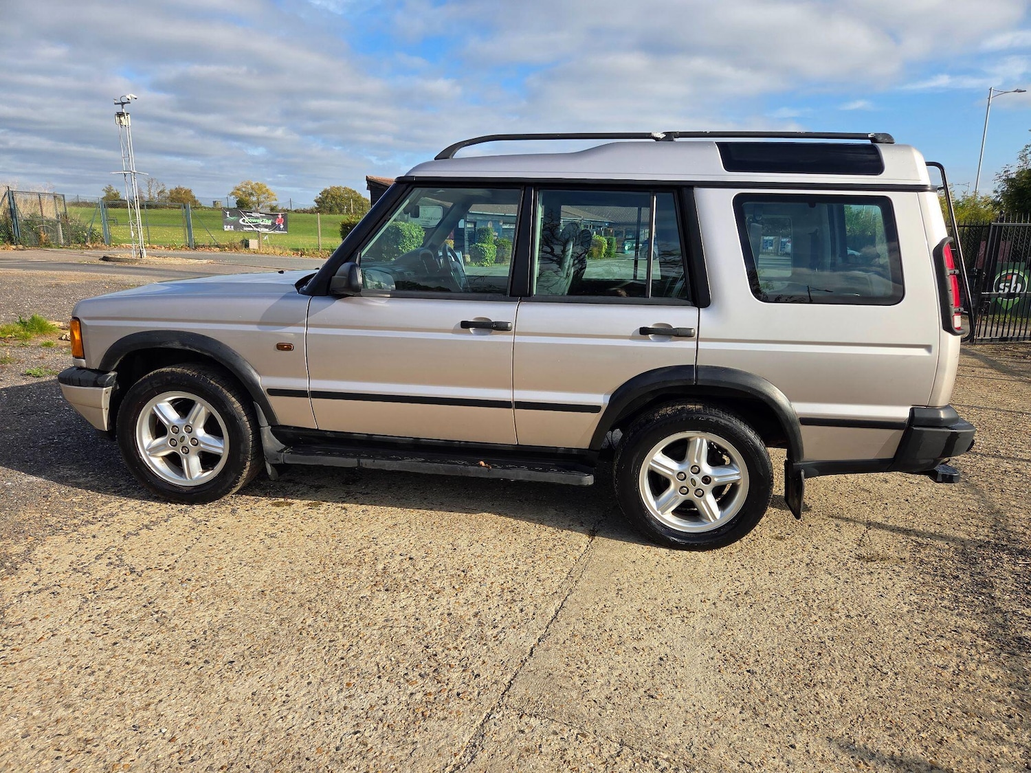 Used Land Rover Discovery 2001 for sale - 76572409: Photo 6