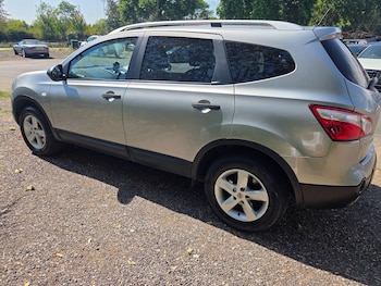 Used Nissan Qashqai+2 2010 for sale - 79590647: Photo