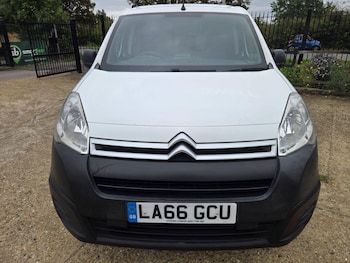 Used Citroen Berlingo 2017 for sale - 76002381: Photo