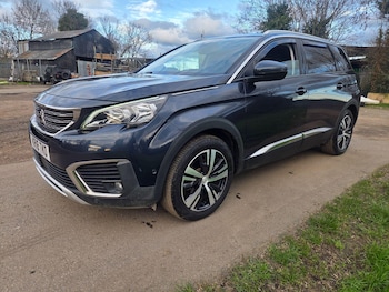Used Peugeot 5008 2018 for sale - 79590065: Photo