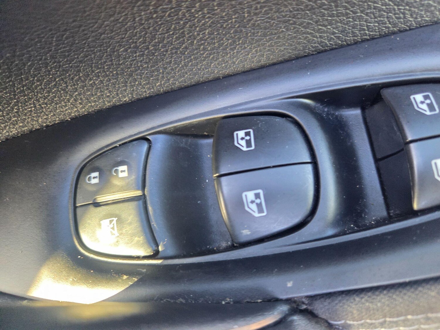 Used Nissan Qashqai for sale - 77497028: Photo 18