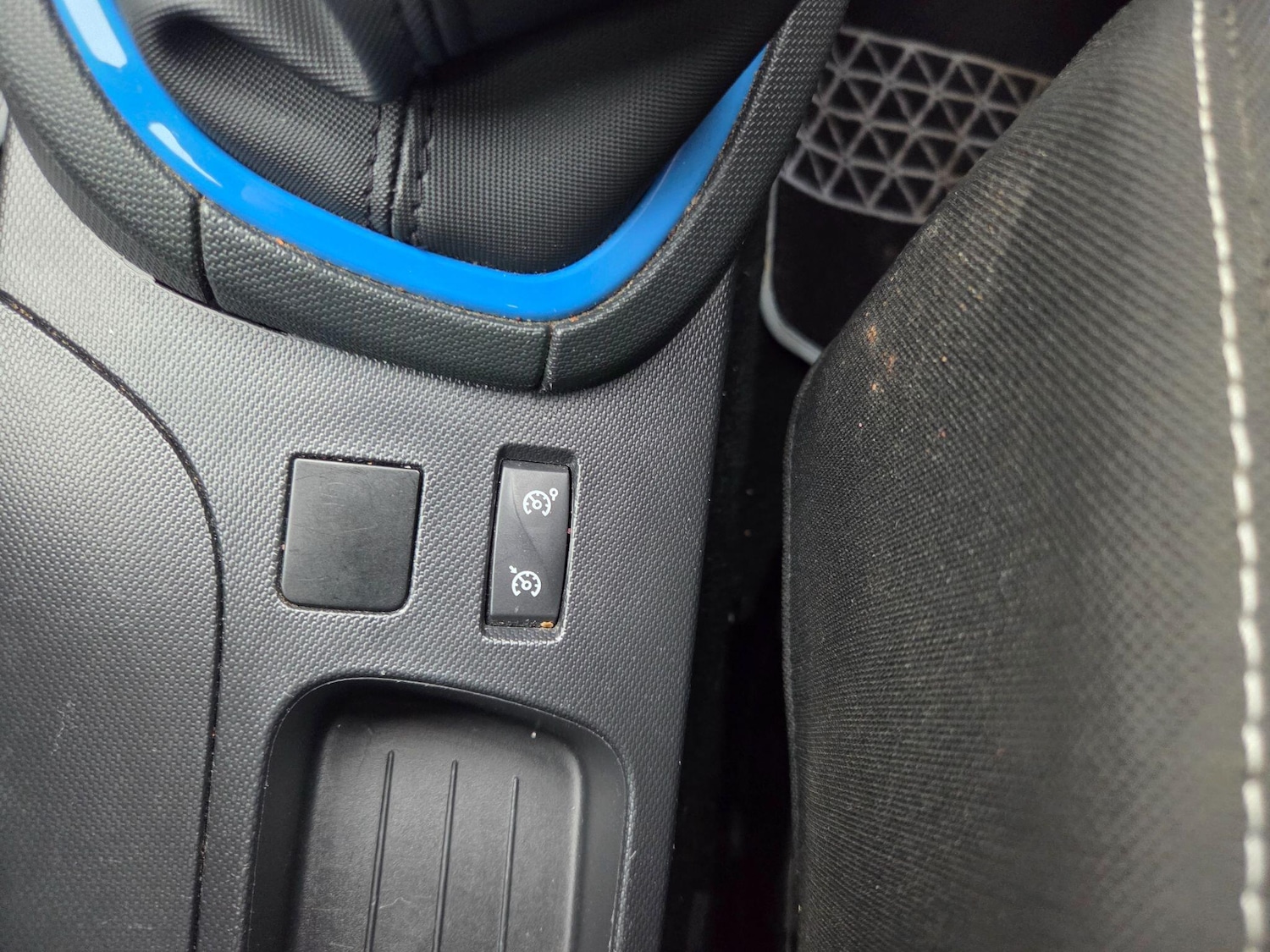 Used Renault Clio 2013 for sale - 76597016: Photo 16