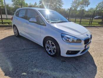 (64) - 2.0 218d SE Auto Euro 6 (s/s) 5dr