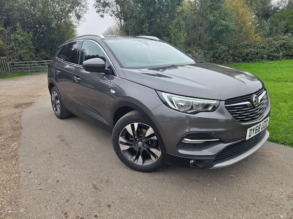 Used Vauxhall Grandland X 2018 for sale - 76136917: Photo 2