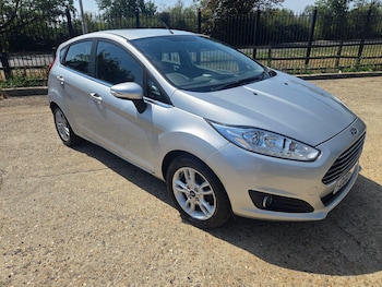 Used Ford Fiesta 2016 for sale - 79589488: Photo