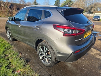Used Nissan Qashqai 2018 for sale - 76912874: Photo