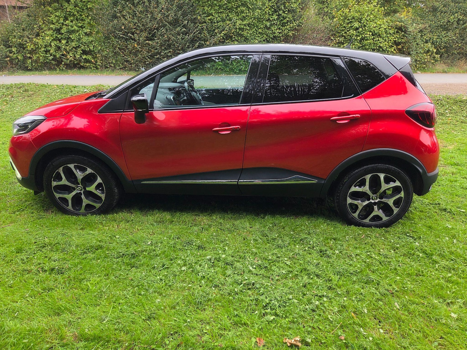 Used Renault Captur 2018 for sale - 75809407: Photo 8