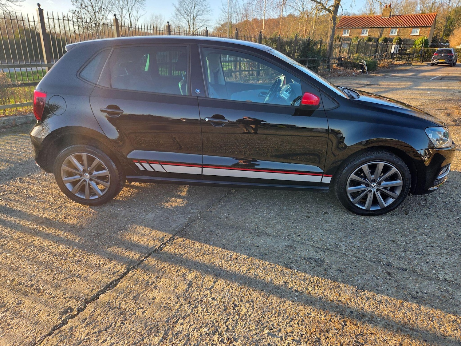 Used Volkswagen Polo 2017 for sale - 77060184: Photo 10