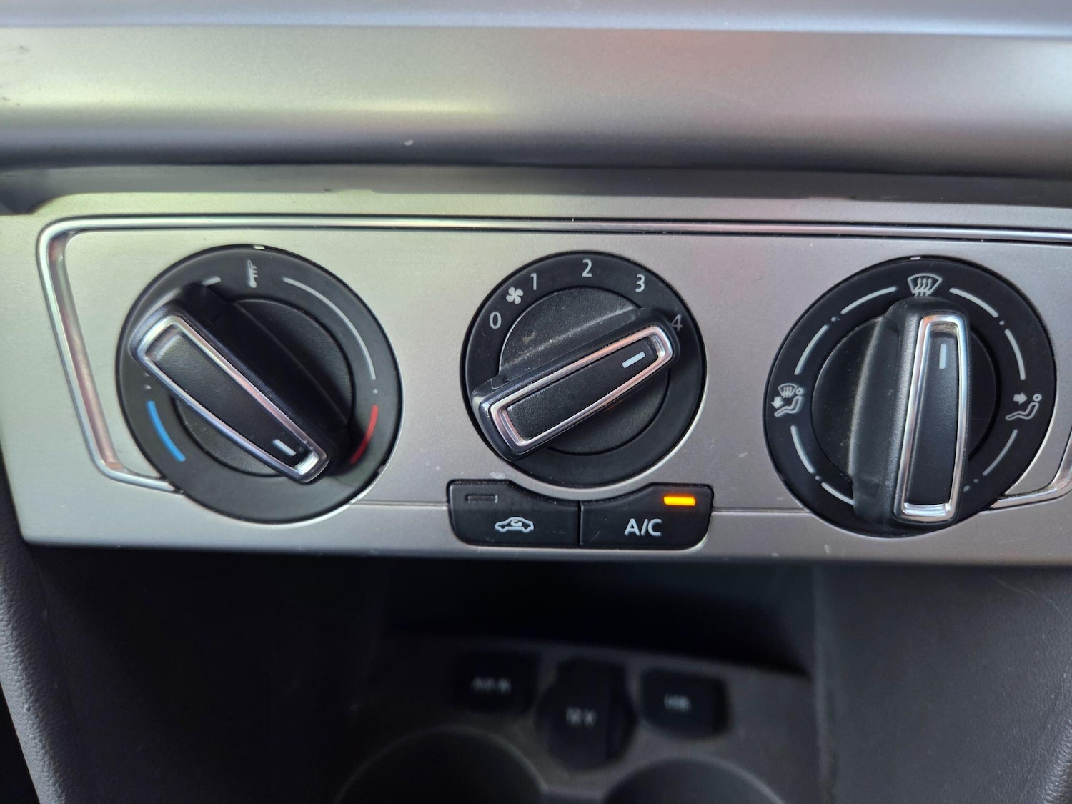 Used Volkswagen Polo 2017 for sale - 77060184: Photo 16