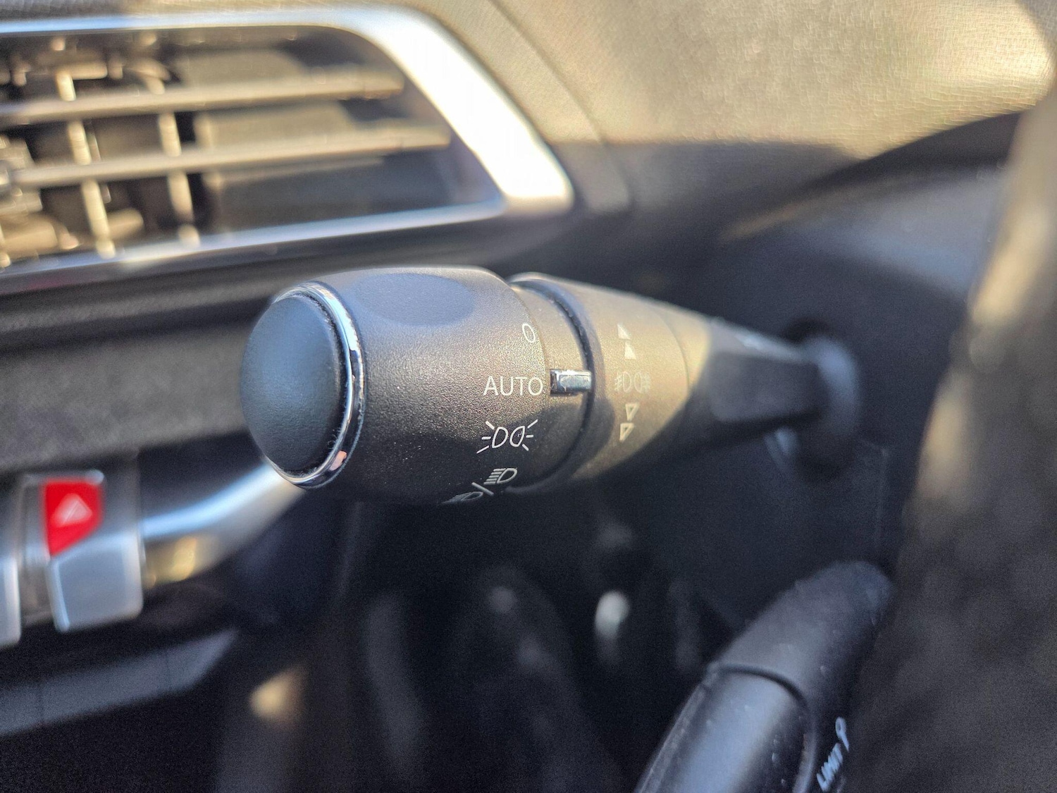 Used Peugeot 3008 2018 for sale - 76715316: Photo 15