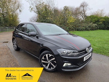 Used Volkswagen Polo 2018 for sale - 76597319: Photo
