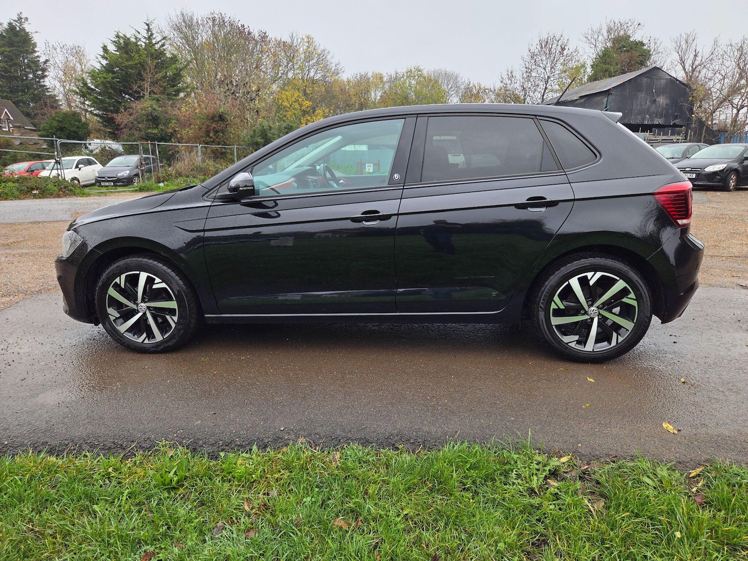 Used Volkswagen Polo 2018 for sale - 76597319: Photo 8