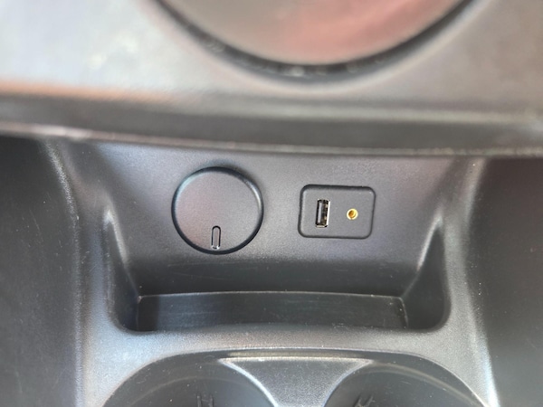 Used Vauxhall Corsa 2015 for sale - 75990207: Photo 16